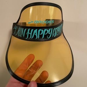 Brooks running visor